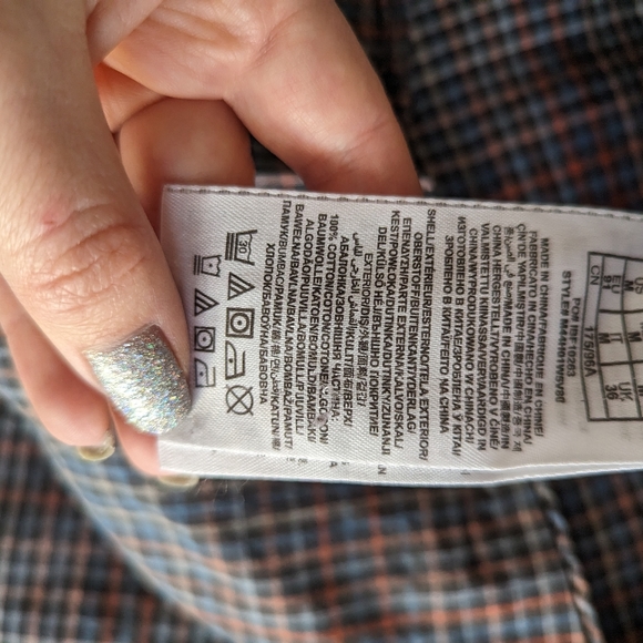 Men's Checkered Button Up - Picture 6 of 9